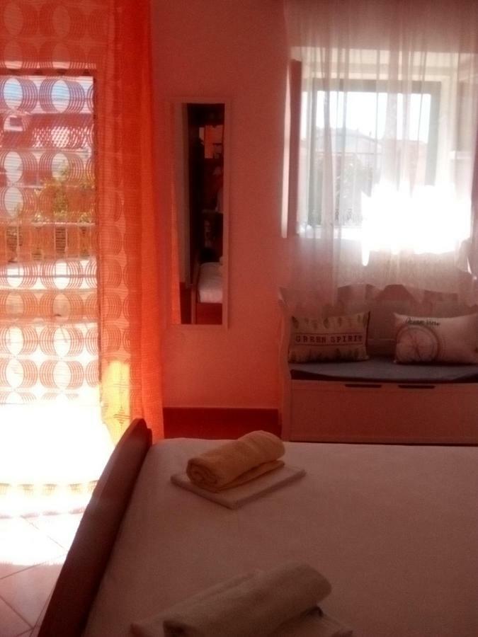 Apartman Mesec